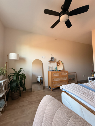 bedroom - Park 37 Apartment – Spacious Room, Private Bath, Fully Furnished