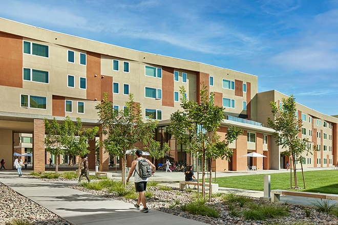 Outside View - NORTH DISTRICT 1 2BED 2BATH (SHARED) LEASE RELET (ON-CAMPUS) Apartments