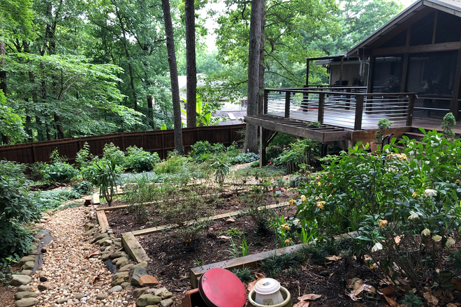 Garden terrace - Dog Lovers' Dream Garden and Apartment in Lakeside/Oak Grove