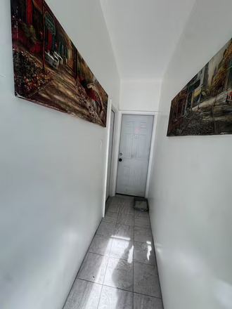 Entrance - Hall - Modern & Cozy Urban Apartment
