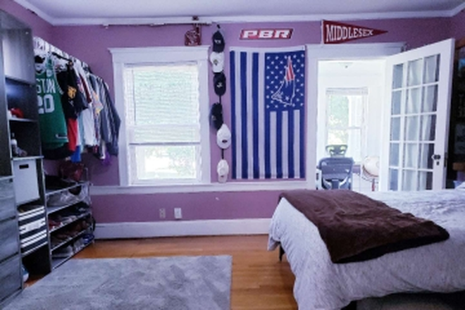 Spacious bedroom+study (or walk-in) at $1,450/month at 233 Commonwealrh Ave 0.2mile to BC, including all utilities and WiFi - Walk 5Min (0.2Mile) to BC, Nice & Sunny Furnished Big Rooms, C/A, Incl All Utilities & WiFi, No Fee
