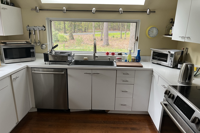 Kitchen - Beautiful, private bedroom, own bathroom, garage parking, free WiFi