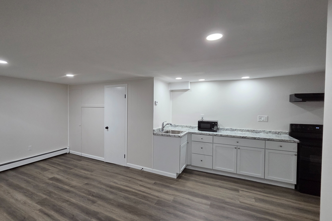 Kitchen sink, countertops, microwave - Beautiful NEW Studio Apartment, Private Entrance