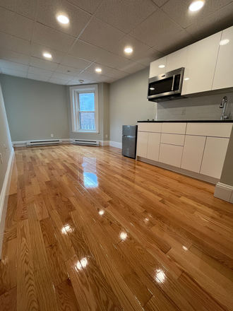 studio - Back Bay Beauty