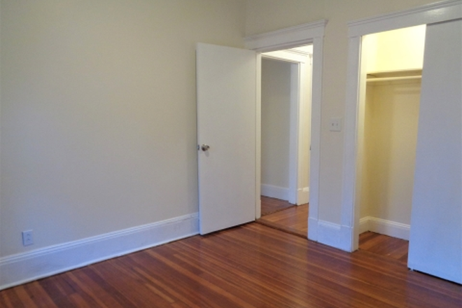 Photo - 550 Brookline Ave Apartments