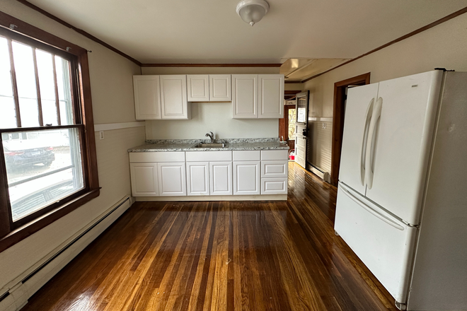 kitchen - 126 Pleasant St 1st flr 3 bedroom