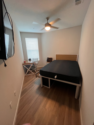 Bedroom - Stadium House