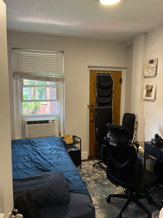 I’m seeking a sublet for this room for July and August 2026. The apartment has its own laundry machines and a dishwasher - Clearway Apartment on Berklee Campus