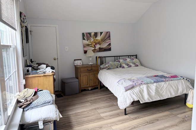 Study Room/ Guest Room - Eagle Ridge Townhouse (Rooms available)