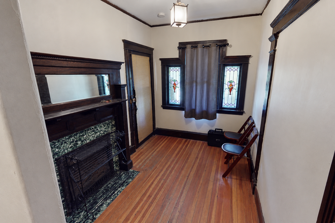 - - PRIME LOCATION TUFTS HOUSING JUNE 2027 Apartments