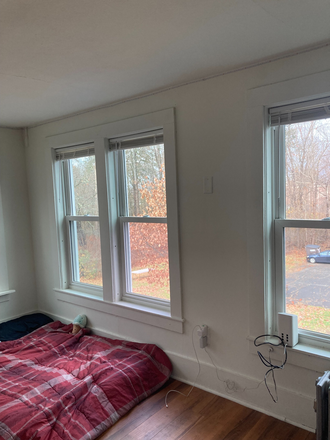 Bedroom - Apartment in walkable distance to campus and downtown