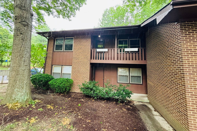 - 3 Bedroom 1 Bath Condo