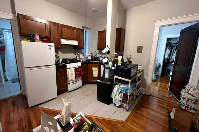 Kitchen - 2 bd 1 ba Allston