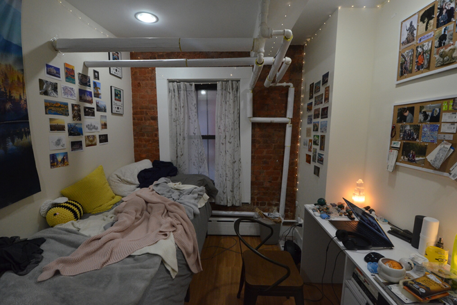 3 Bedroom Apartment on Westland Ave. - NO Broker's Fee!! - Available 9/01 - Charming Awesome 3 BR on Westland Ave **CONVENIENT** Apartments