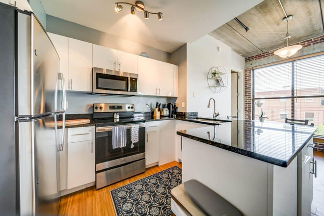 Kitchen - The Warehouse Apartments