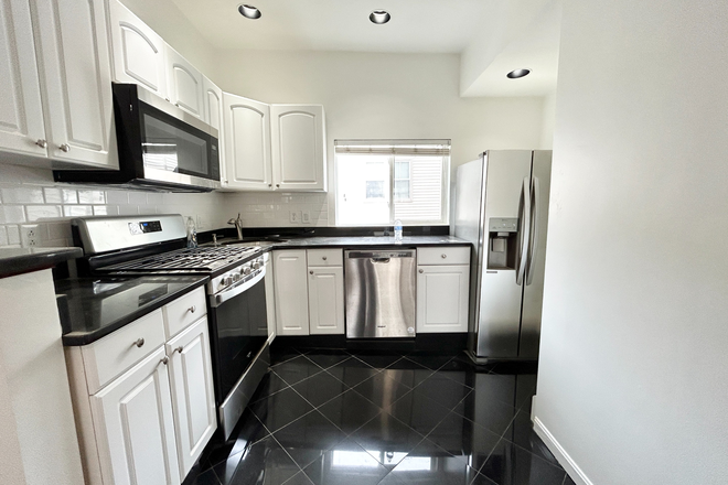 Kitchen - 269 Bolton St., #2B, Boston, MA 02127 (South Boston)