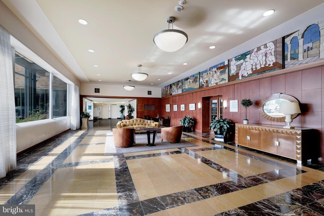 Lobby facing Tower A - 2601 Parkway Condominium