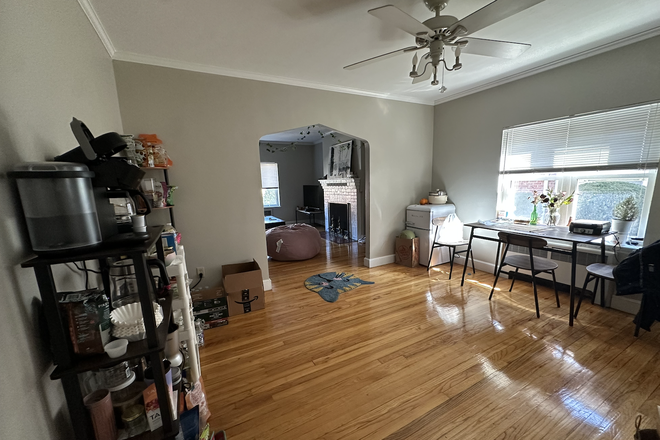 Dining area - Close to Boston College Main Campus and Boston College Brighton Campus, Close to B Line Boston Apartments