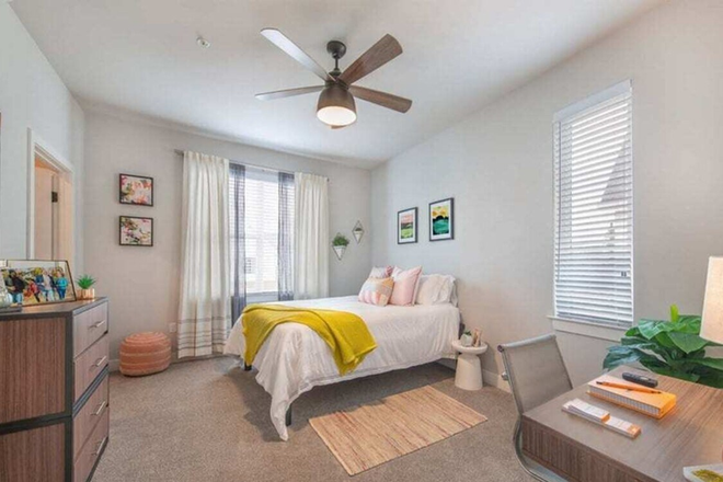 Bedroom - $799 Furnished Private Bed/Bath at The Yards!