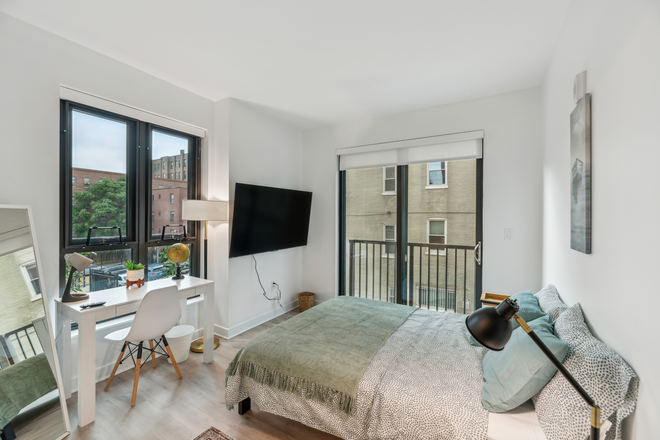 bedroom - Clifton- Furnished Private Rooms