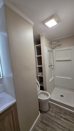 Bathroom - Clean, Recently refreshed studio apartment