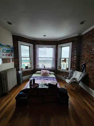 Available Bedroom Space(Window side) - Summer Sublet by Berklee Campus Apartments