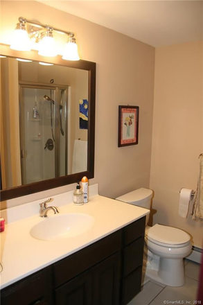 bathroom - A room for rent, approximately a 10-minute walk to the UConn Storrs campus House