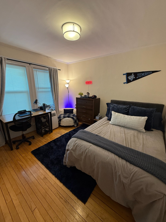 Bedroom - SPRING 2026 SUBLEASE AVAILABLE!!
