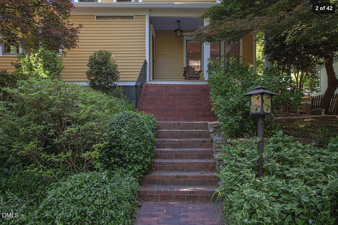 Front of the house - Walk to Campus from a Nice Single Family Home