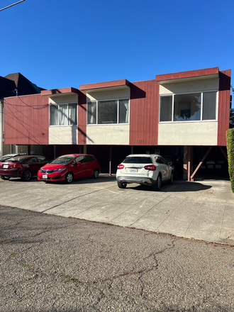 Front - 2 BR / 1 BA - Quiet apartment close to everything!