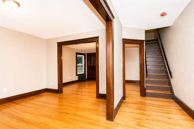 1 Living room, 1 Dining room and stairs that goes to second floor - Duplex House. 2 Apartments.