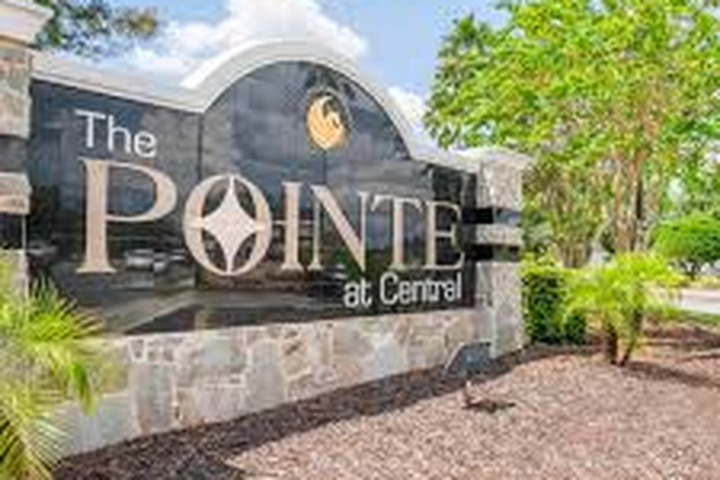 Sign of apartment - The Pointe