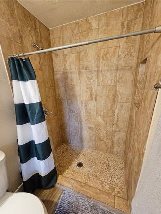 Private bathroom - Beautiful 3 bedroom 2 bath Available in July