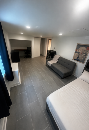 Bedroom - Spacious Semi-Furnished Room with Near-Private Bathroom | Fall 2026 Evanston Sublet