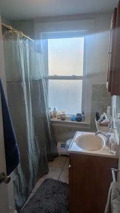 Bathroom - NEW ROOMMATE NEEDED! Private room, shared bathroom, dishwasher, free laundry on site