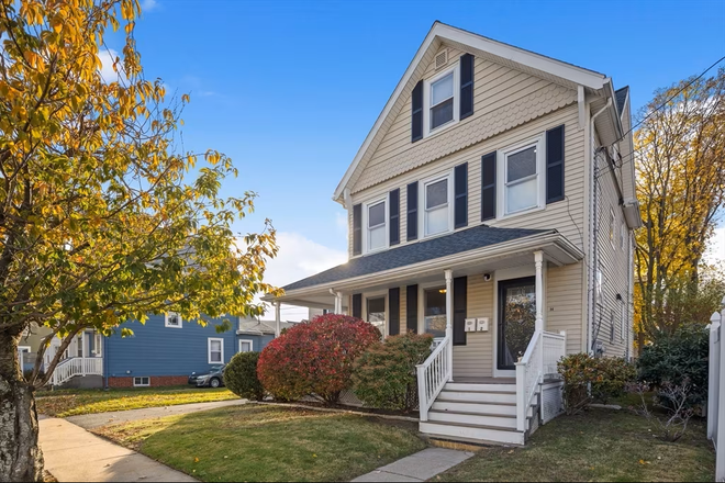 ext - 14 Everett St Unit 14-1, Medford, MA, 02155 Apartments