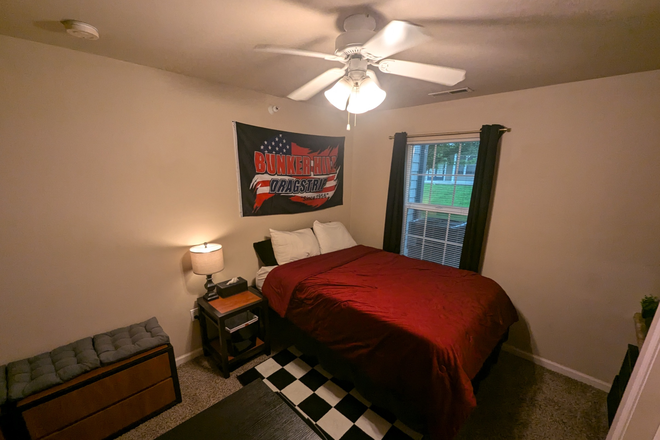 Bedroom - Lark Apartments (Lease for Transfer)