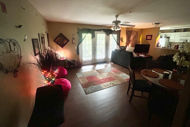 Common area - Boardwalk at Alafaya Trail Apartments