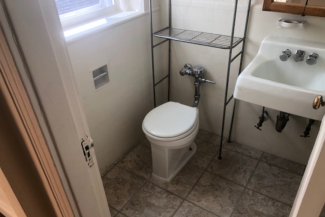 Call NOW for showings! 617-236-8600 - SUTHERLAND RD - *NO FEE* SPLIT 2BR FOR 3 PPL W/ H&HW INC, LNDRY IN BLDNG, EIK, DECK AVAIL *9/1/2026* Apartments