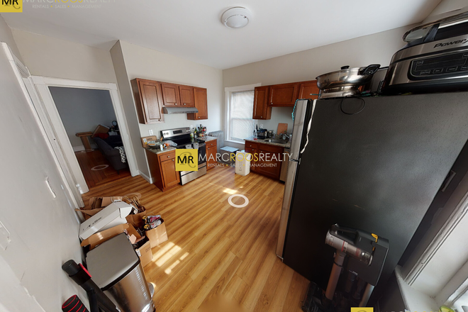 Kitchen - Mass Ave 1 Bed Central Sq Apartments