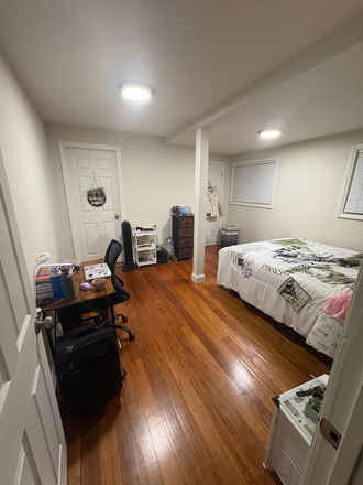 Full view - Cozy Private Bedroom And a Private Bathroom in Medford close to campus