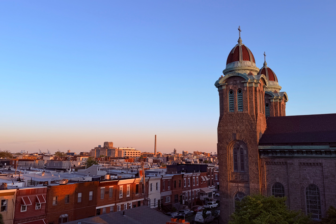Roof deck view - Luxury 4BR Near Jefferson & Methodist | Furnished Townhome