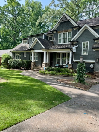 Main House in Leafmore Creek Park - Stunning 1,800 sq. ft. 1-bd/1 bath, Walkout Apartment - Fully Furnished, All Utilities Included