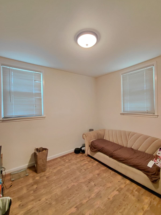 TV/ Activity room - Room Available in Hollywood Neighborhood House