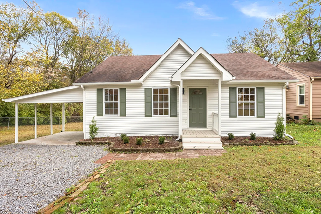 Front of house - Two Bedrooms Available in Charming House Close to Vanderbilt and Downtown