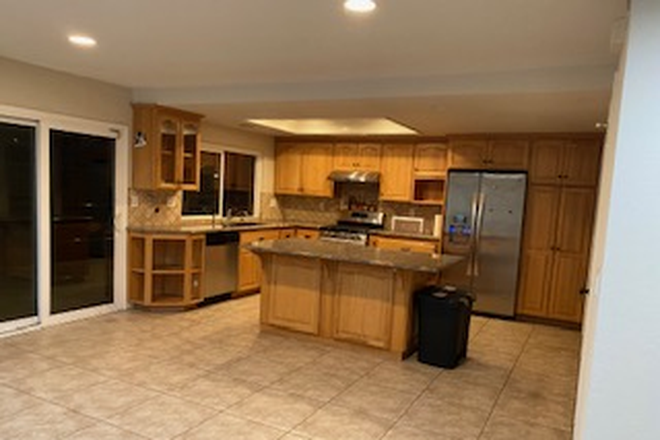 Family - Walk-to-Campus and Dodge College 5 bedroom Pool Home