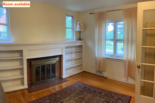 Room Available (pic 1) - Great Room in Shared House. 7-min walk to metro (Close to UMD)