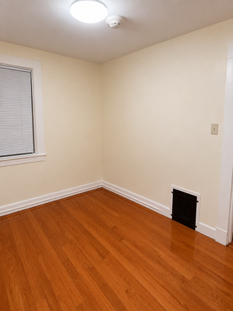 Room - Holden Green apartments, great location near campus