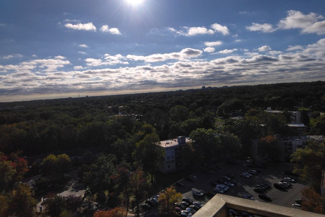 balcony view - Small 1 Bed Apt with Beautiful 19th Floor View