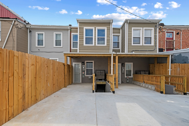 Apartment Entrance - Stunning Apartment in East Baltimore